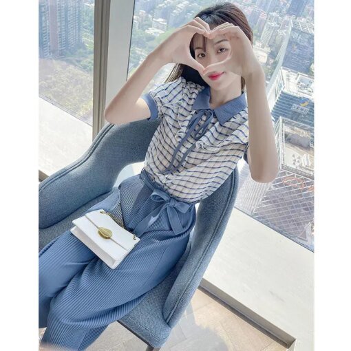 Buy 2022 New Summer Dress Temperament Plaid Age-reducing Pants Suit Women's Summer Two-piece Fashion Western Style online shopping cheap