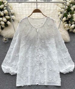 Spring New French Sweet Lace Embroidery Loose Bubble Sleeve Sun Protection White Tops